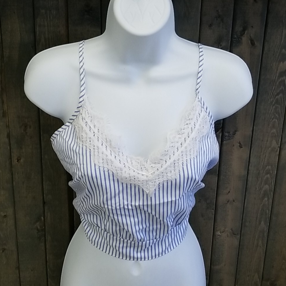 Spahgetti Strap Striped Lace Crop Top